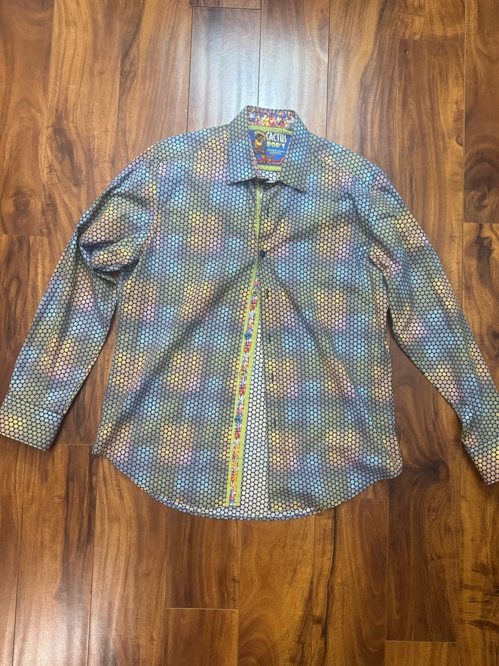 Robert Graham Classic Fit Men's Multicolor Button-Up Shirt